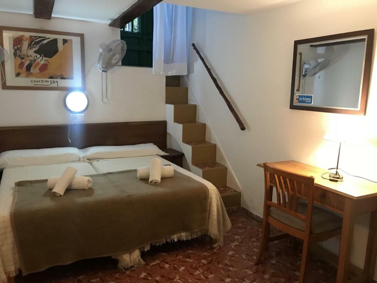 Casa De Huespedes La Pena Hotell Ibiza by Eksteriør bilde
